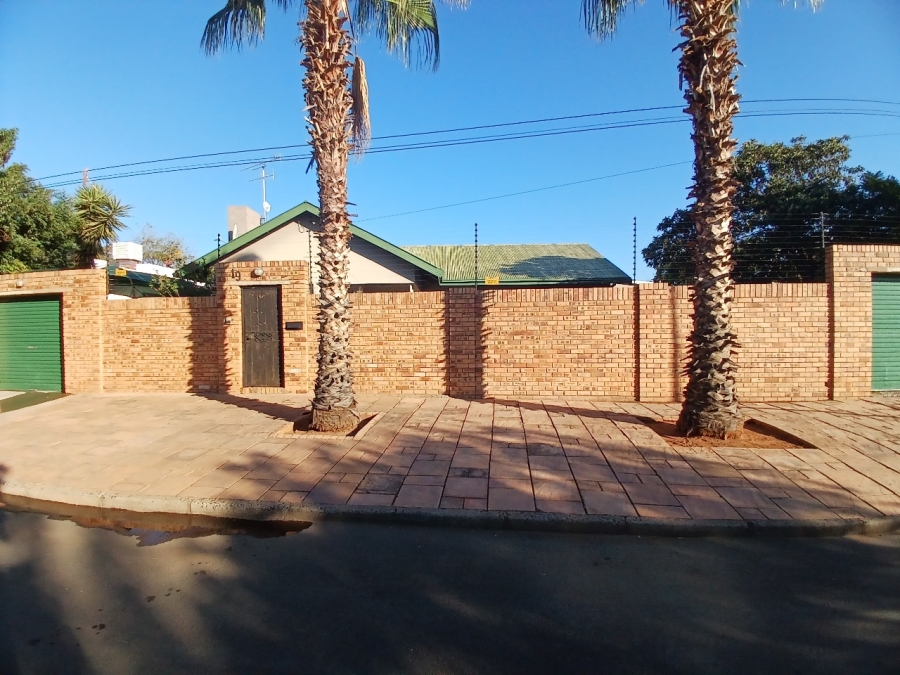 3 Bedroom Property for Sale in Albertynshof Northern Cape